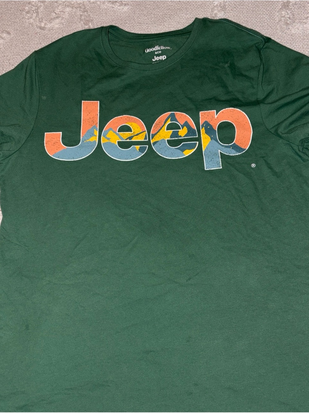 Jeep Forest Green Short-Sleeve Tee with Multicolor Logo